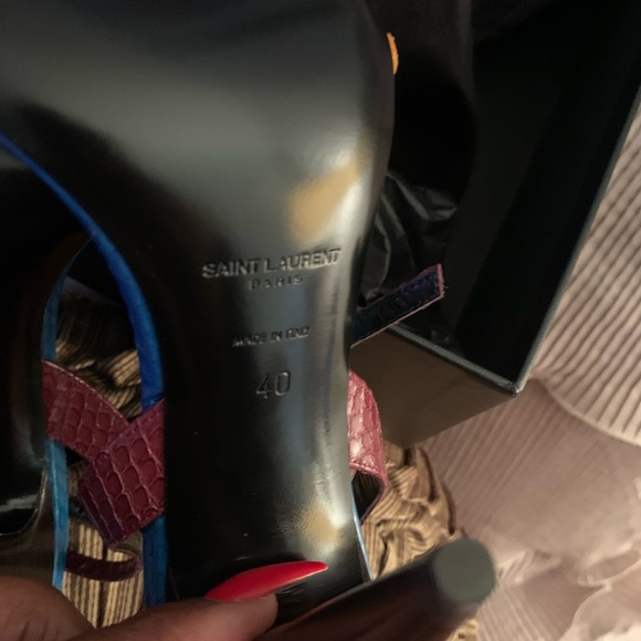 DESIGNER SANDALS - Picture 5 of 8